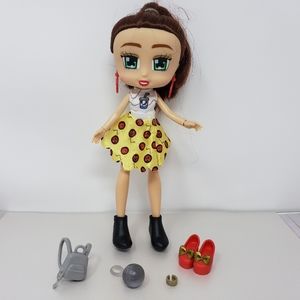 Boxy Girl Doll Toy Accessories